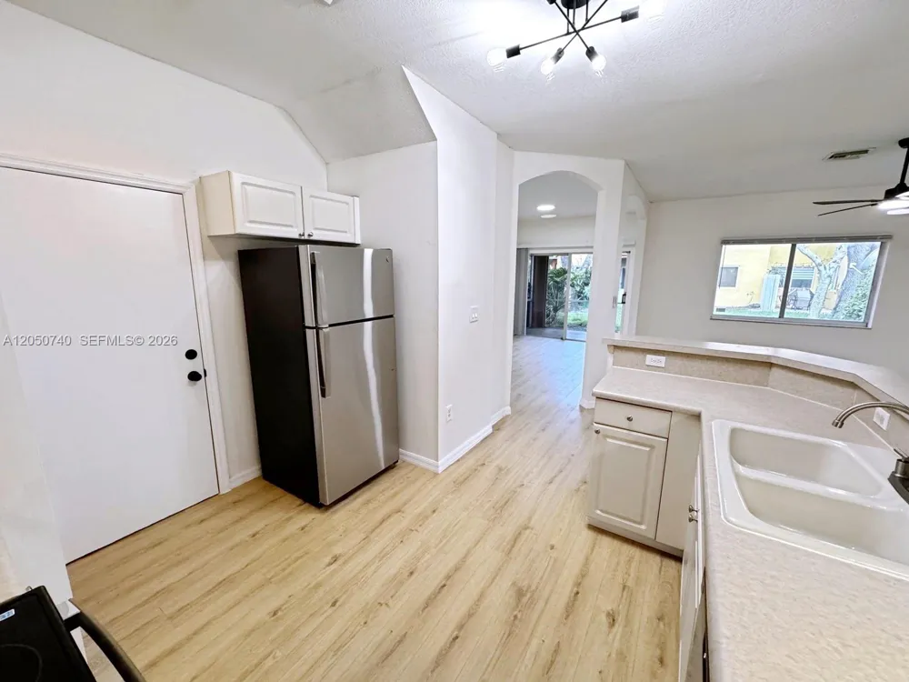 10341 SW 18th St Miramar, FL 33025