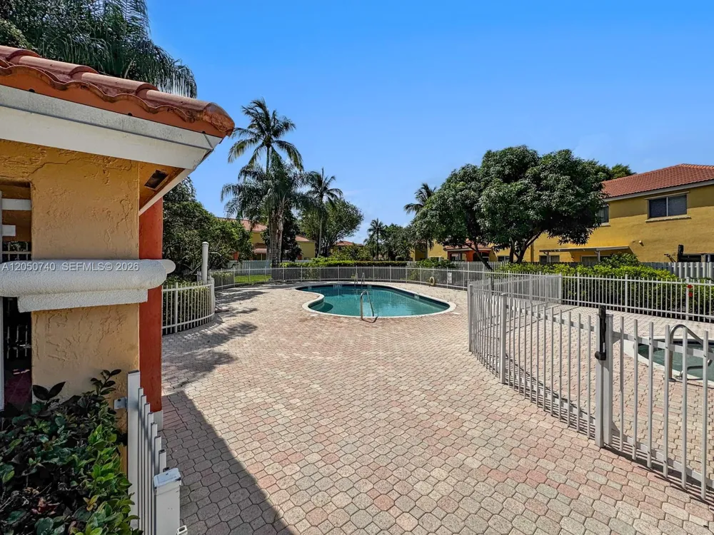 10341 SW 18th St Miramar, FL 33025