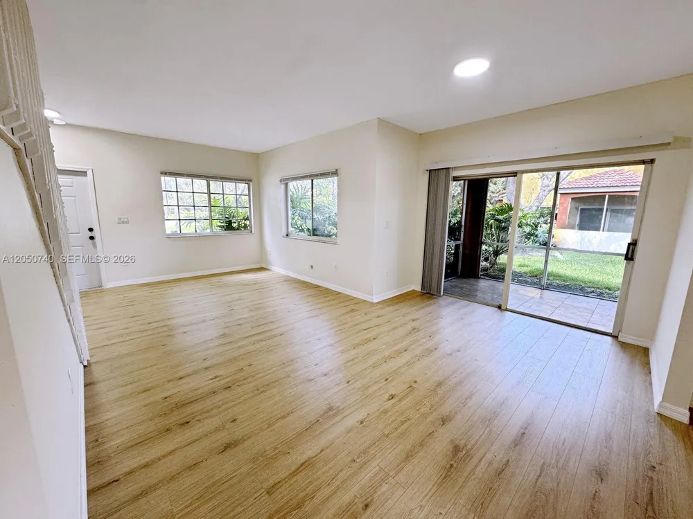 10341 SW 18th St Miramar, FL 33025