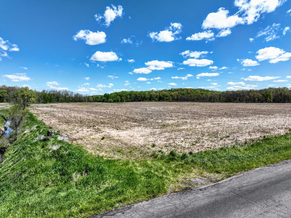 J DRIVE Marshall, MI 49068