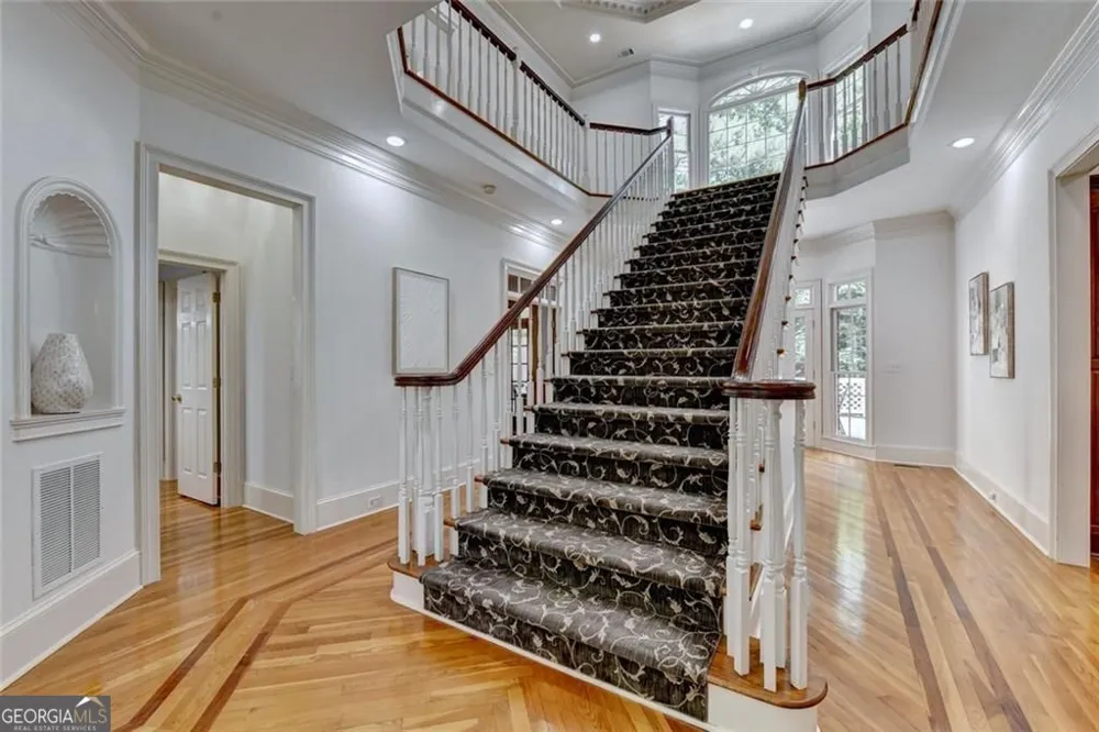 2200 Ascott Valley TRCE Johns Creek, GA 30097