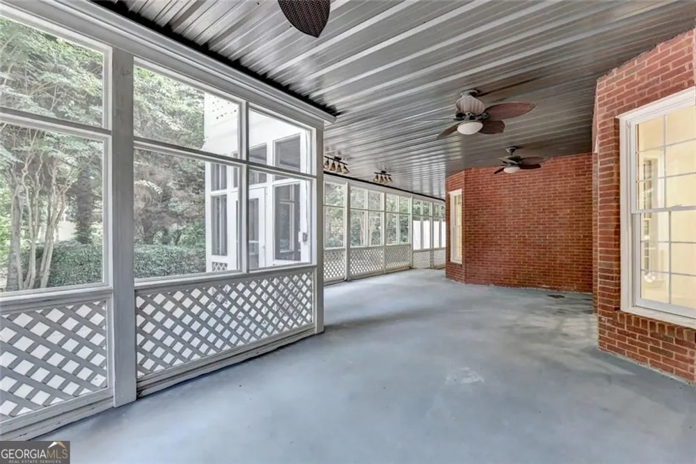2200 Ascott Valley TRCE Johns Creek, GA 30097
