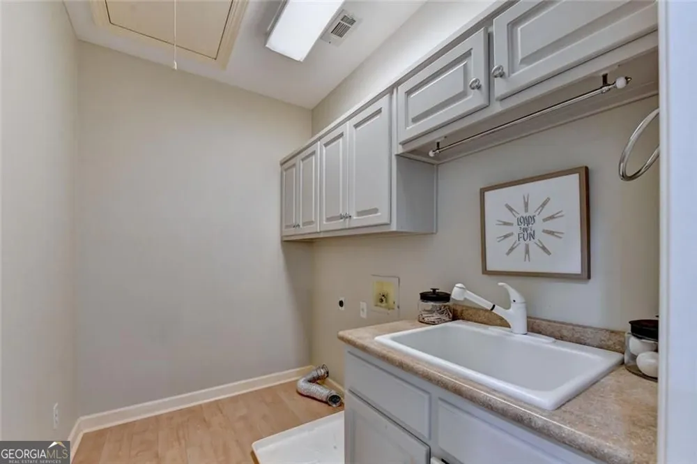 2200 Ascott Valley TRCE Johns Creek, GA 30097