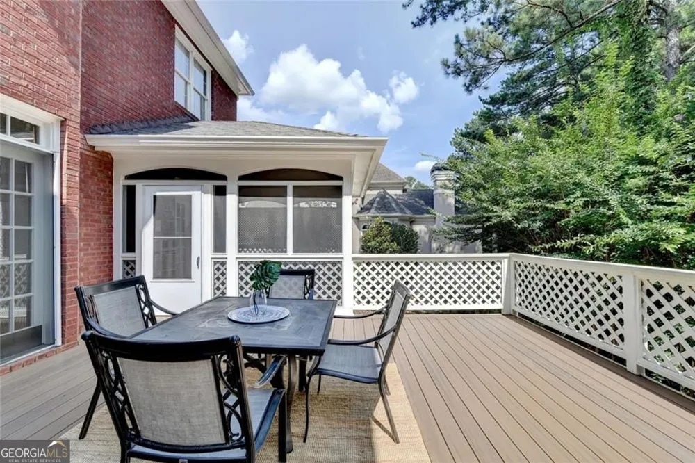 2200 Ascott Valley TRCE Johns Creek, GA 30097