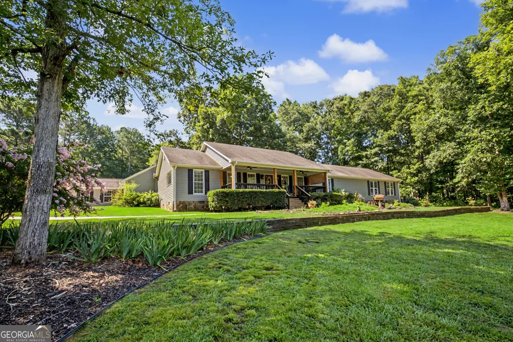 121 Peacock RD Barnesville, GA 30204
