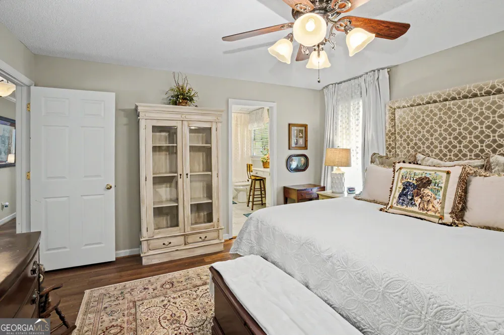 121 Peacock RD Barnesville, GA 30204