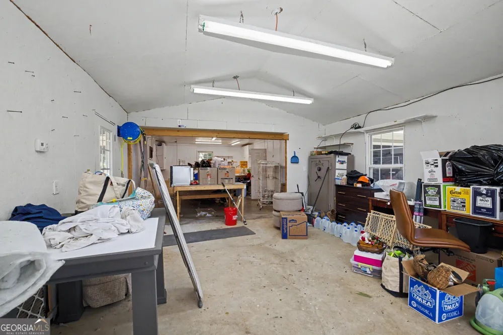 121 Peacock RD Barnesville, GA 30204