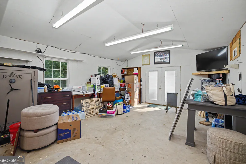 121 Peacock RD Barnesville, GA 30204