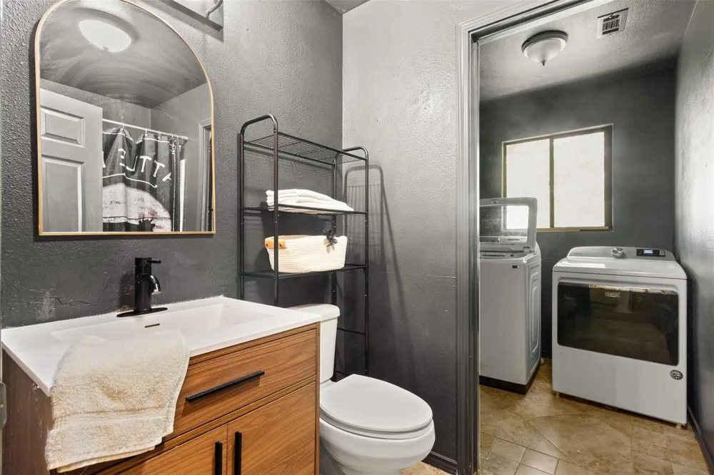 4508 County Road 502d Sweeny, TX 77480