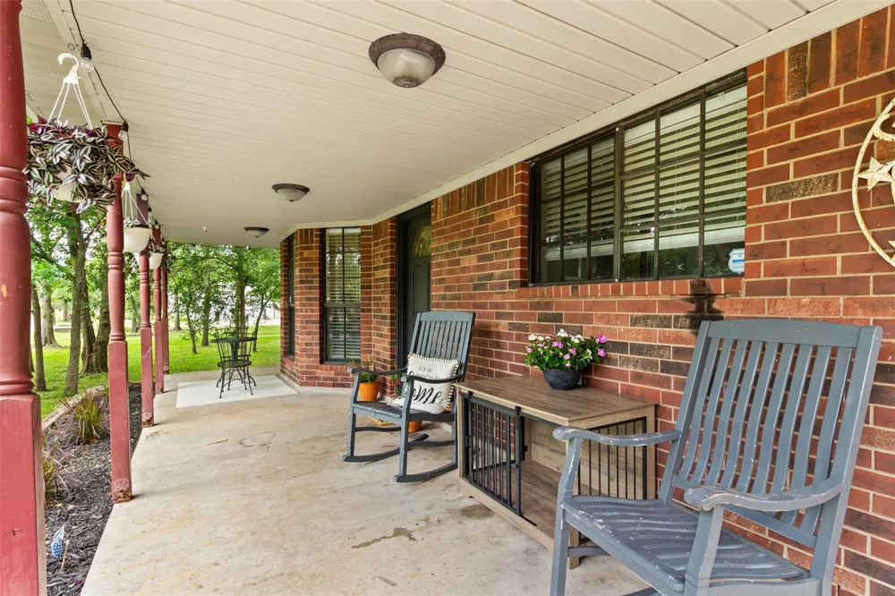 4508 County Road 502d Sweeny, TX 77480