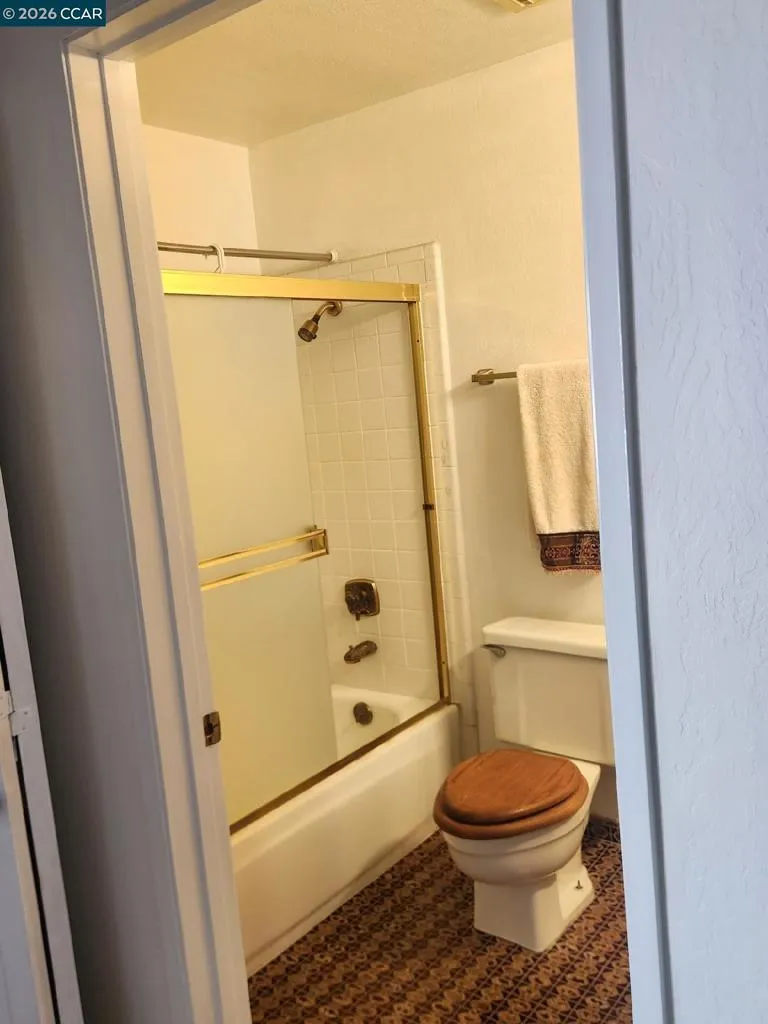 21109 Gary Drive Hayward, CA 94546