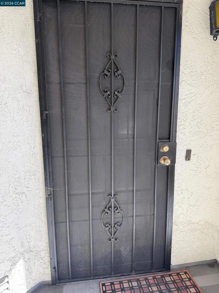 21109 Gary Drive Hayward, CA 94546