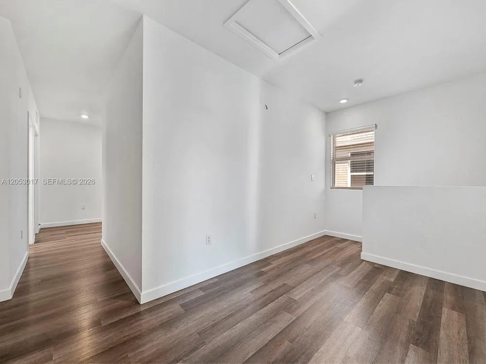 501 NE 6th Ct Florida City, FL 33034