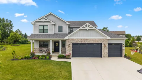 8892 Morning Crest Court