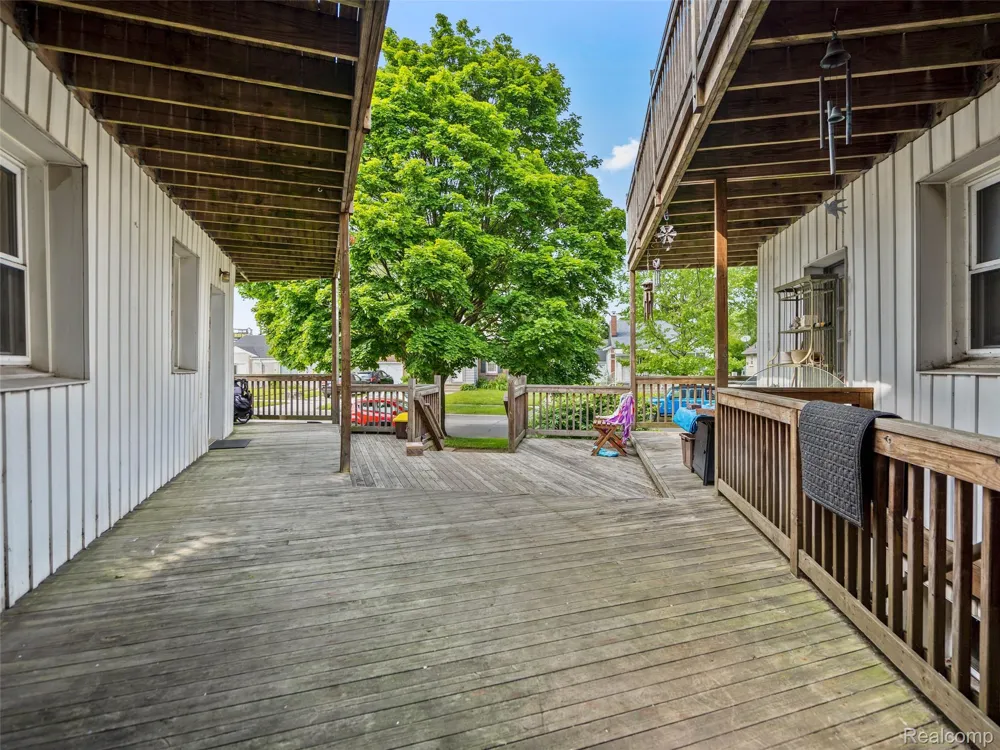 146 E Hazelhurst Street #6 Ferndale City, MI 48220