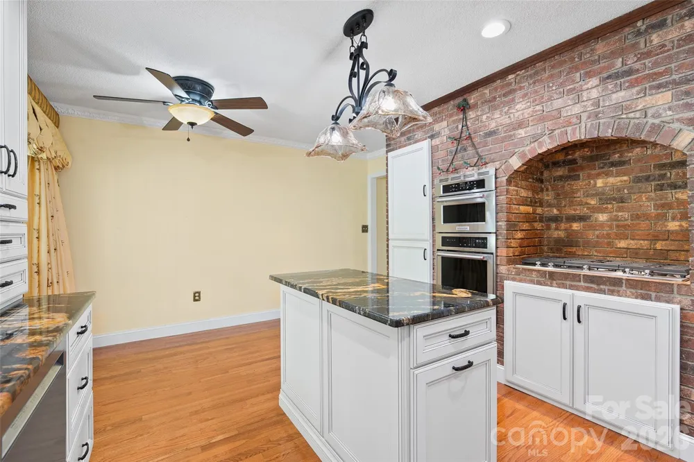 121 Fortner Drive Waynesville, NC 28786