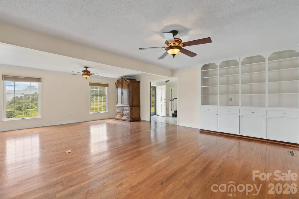 121 Fortner Drive Waynesville, NC 28786