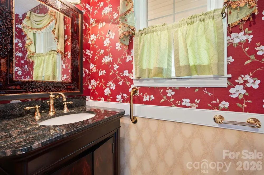 121 Fortner Drive Waynesville, NC 28786
