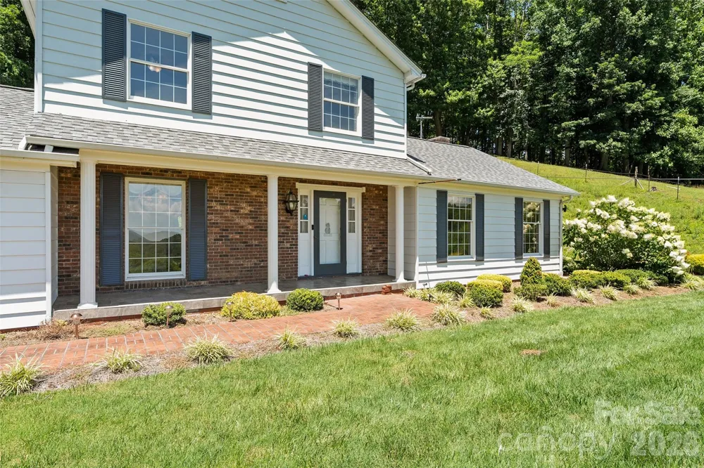 121 Fortner Drive Waynesville, NC 28786