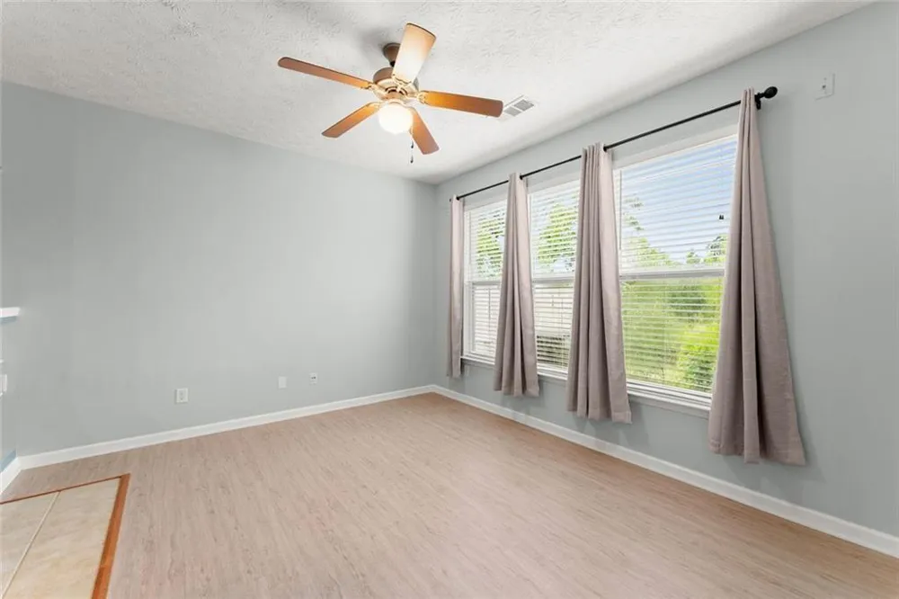 6711 Safeharbour Way Flowery Branch, GA 30542