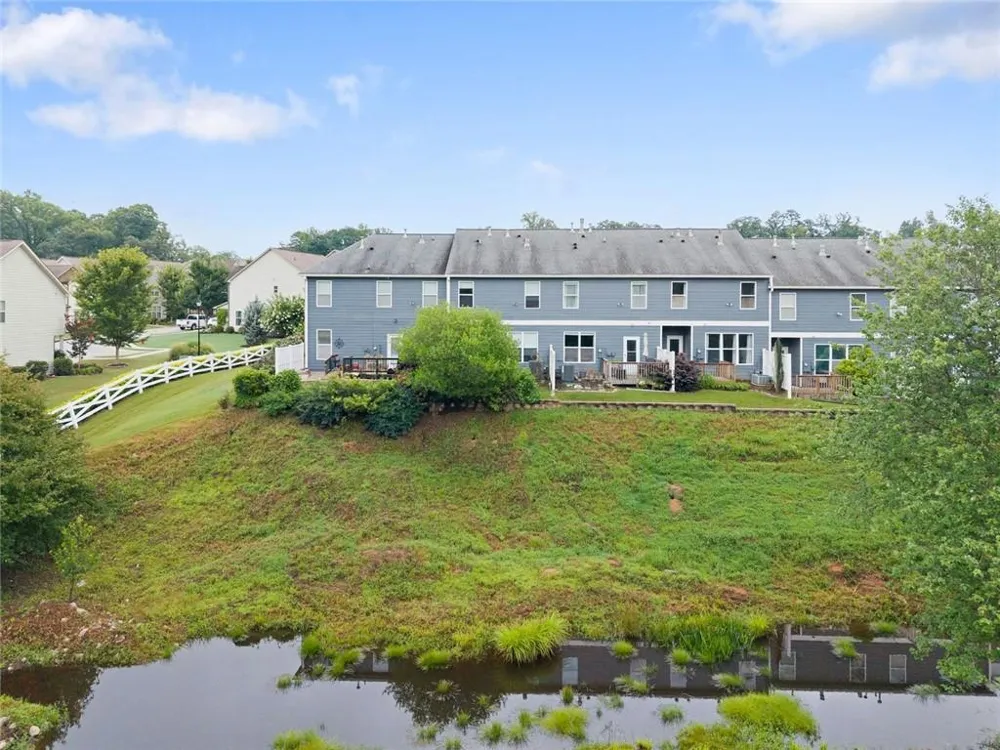 6711 Safeharbour Way Flowery Branch, GA 30542