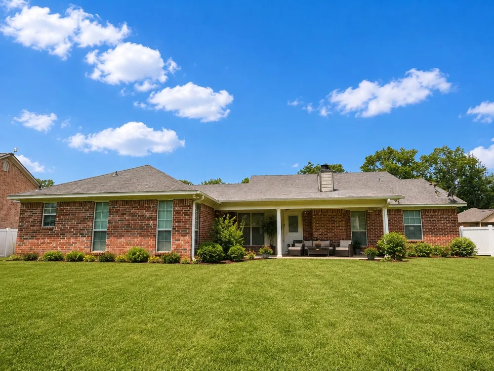 305 Bob White Street Pittsburg, TX 75686
