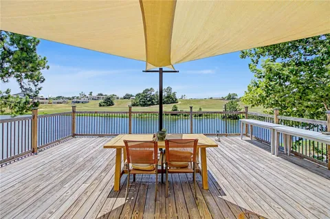 17 Lakeview Drive