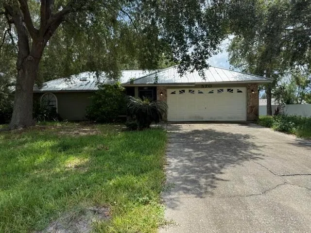 570 LONDONDERRY CIRCLE SE Palm Bay, FL 32909