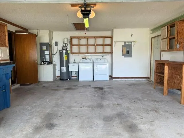 570 LONDONDERRY CIRCLE SE Palm Bay, FL 32909