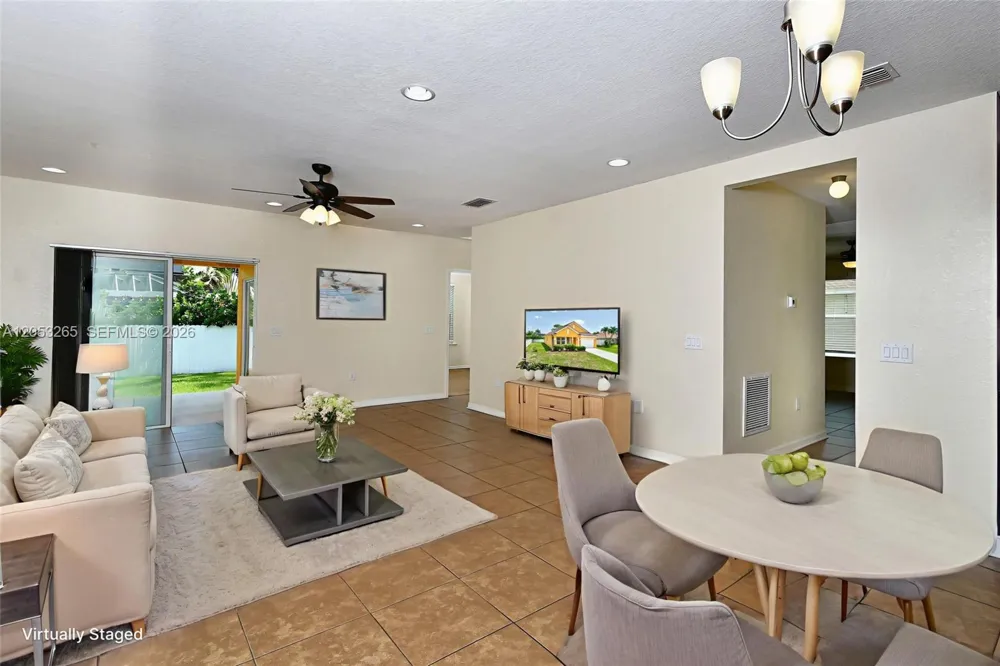 1913 SW 26th Terrace Cape Coral, FL 33914