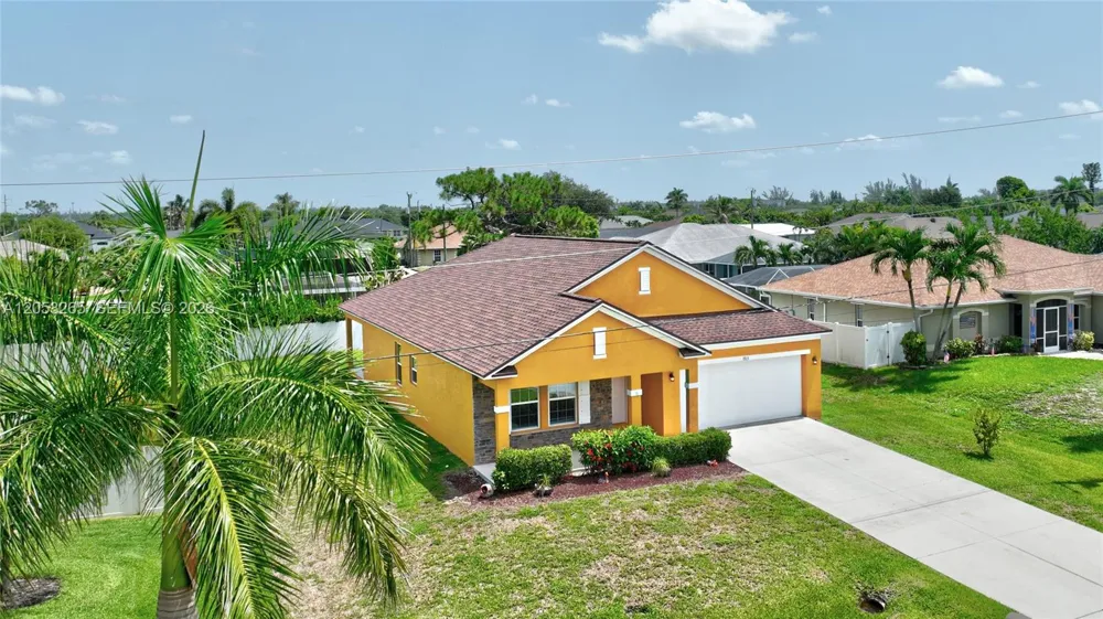 1913 SW 26th Terrace Cape Coral, FL 33914