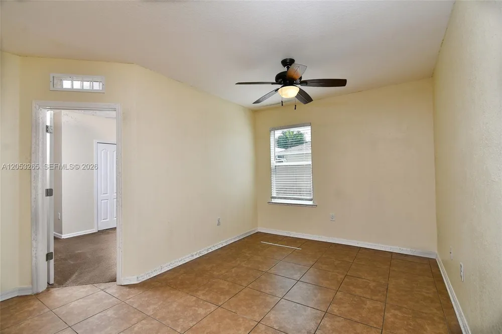 1913 SW 26th Terrace Cape Coral, FL 33914