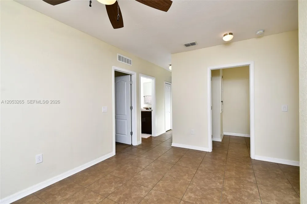 1913 SW 26th Terrace Cape Coral, FL 33914