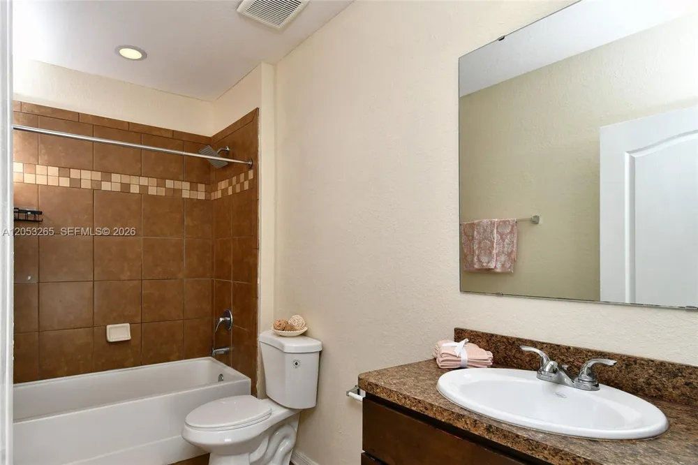 1913 SW 26th Terrace Cape Coral, FL 33914