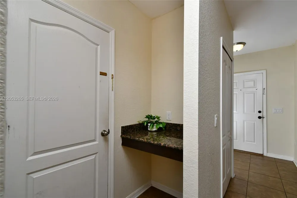1913 SW 26th Terrace Cape Coral, FL 33914