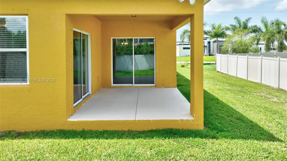 1913 SW 26th Terrace Cape Coral, FL 33914