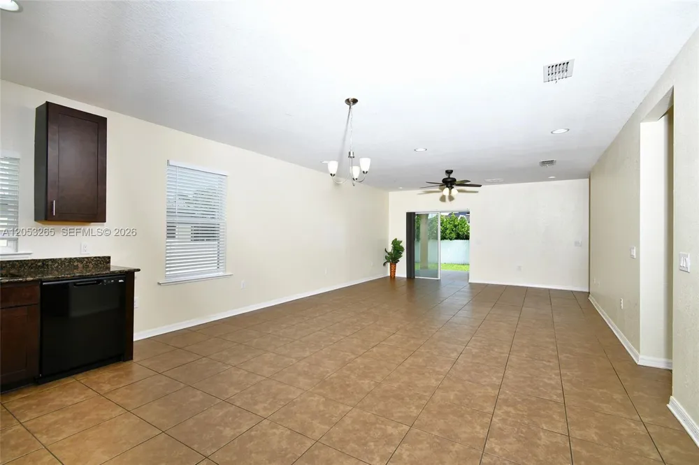 1913 SW 26th Terrace Cape Coral, FL 33914