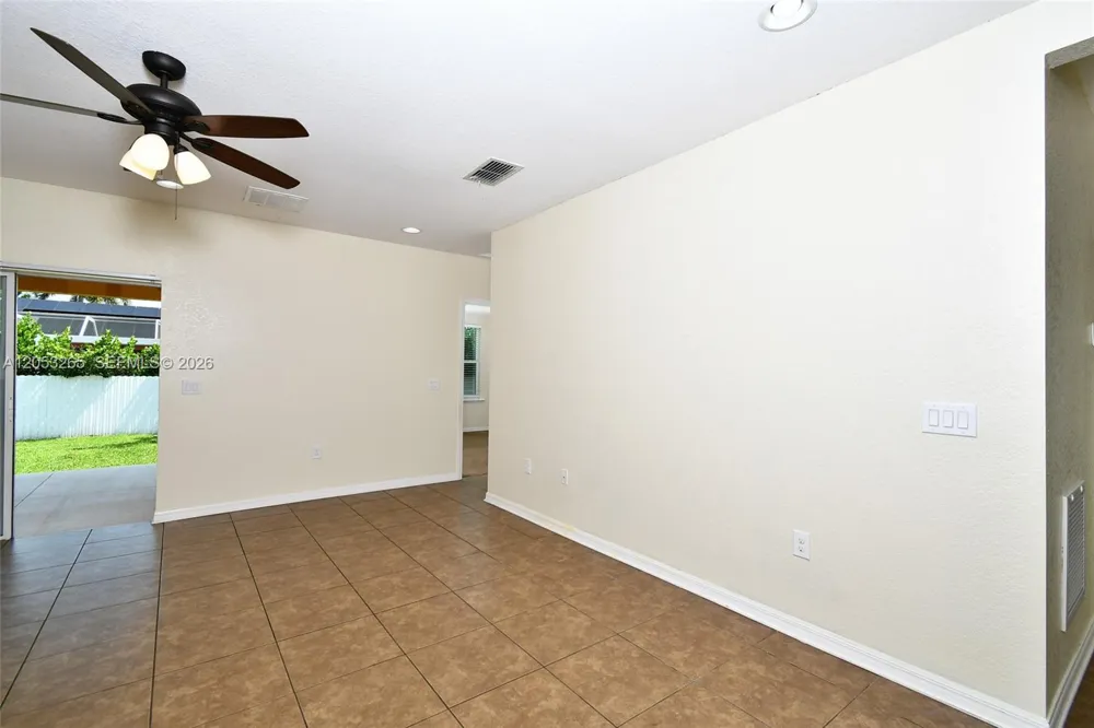 1913 SW 26th Terrace Cape Coral, FL 33914