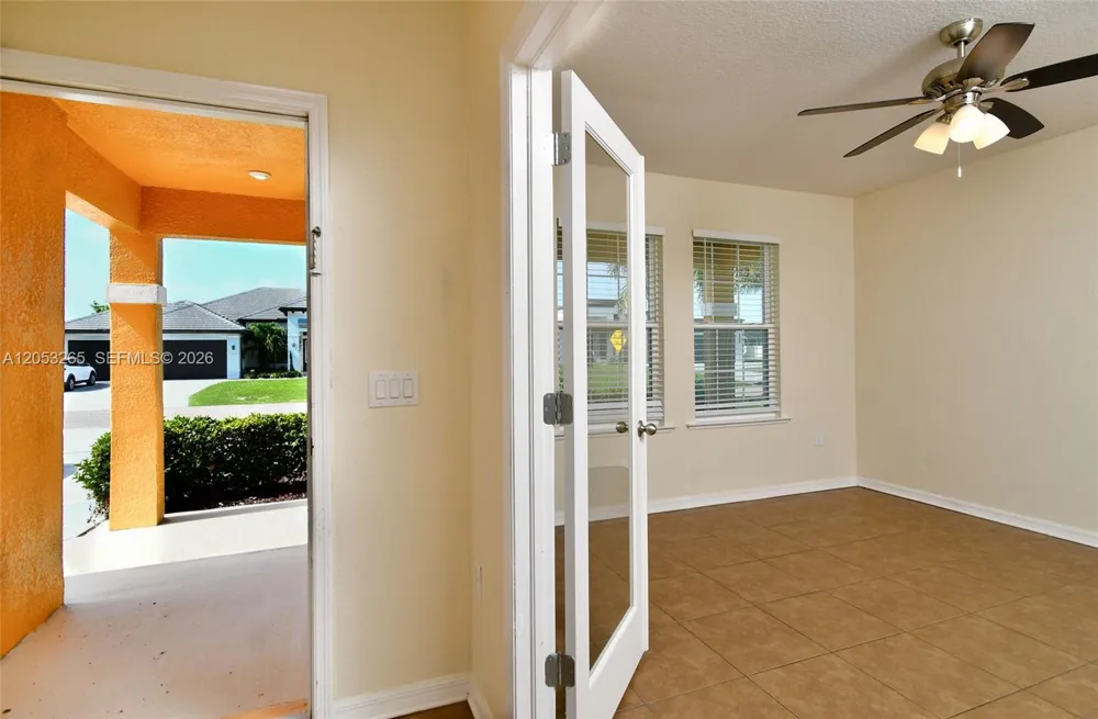 1913 SW 26th Terrace Cape Coral, FL 33914