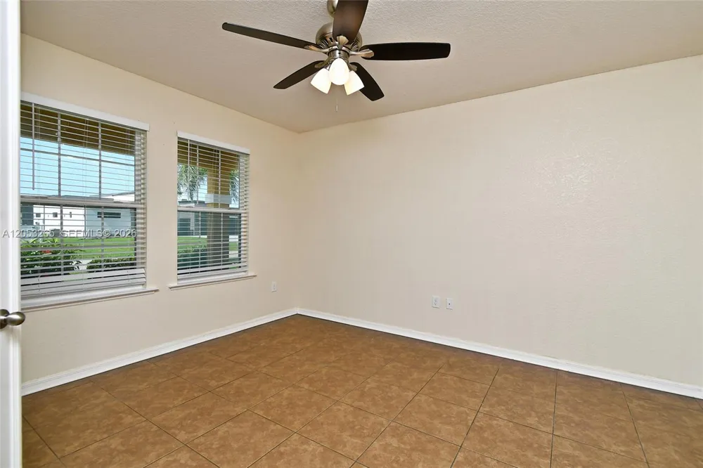 1913 SW 26th Terrace Cape Coral, FL 33914