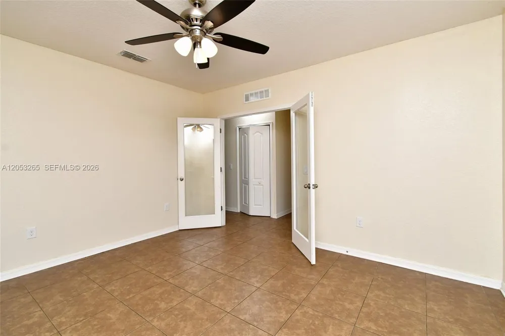 1913 SW 26th Terrace Cape Coral, FL 33914