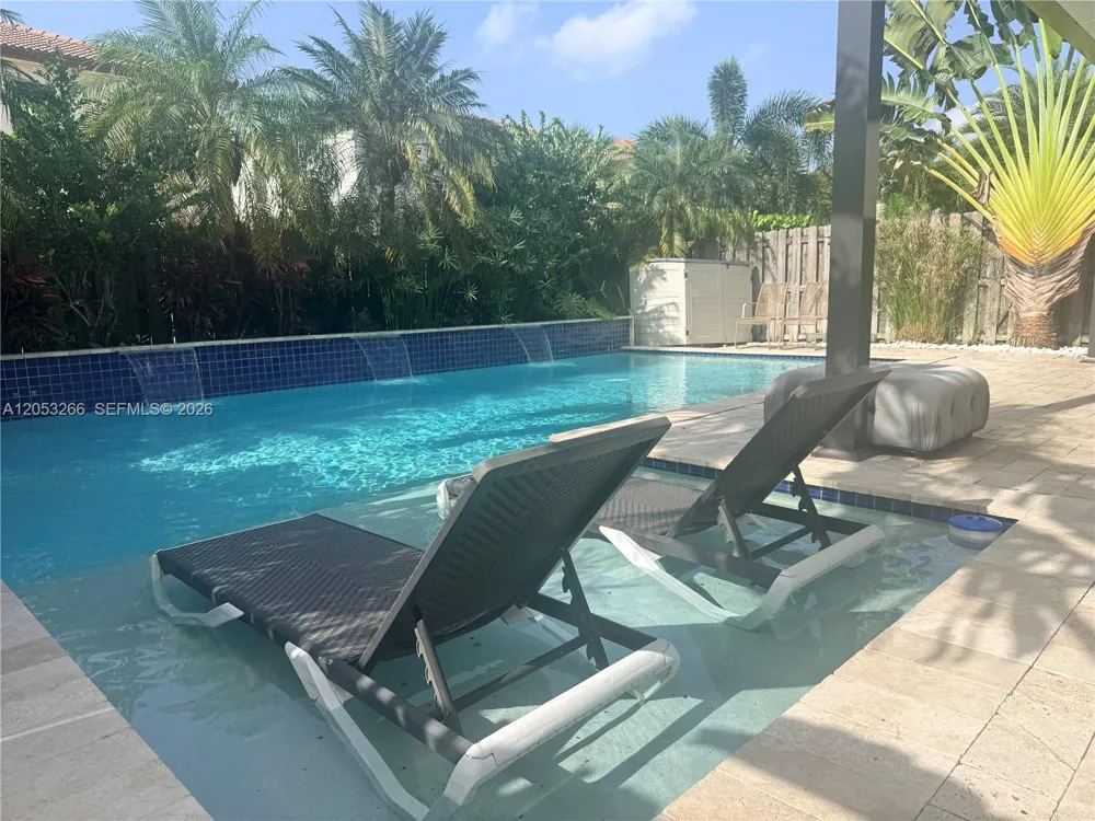 10057 NW 88th Ter Doral, FL 33178