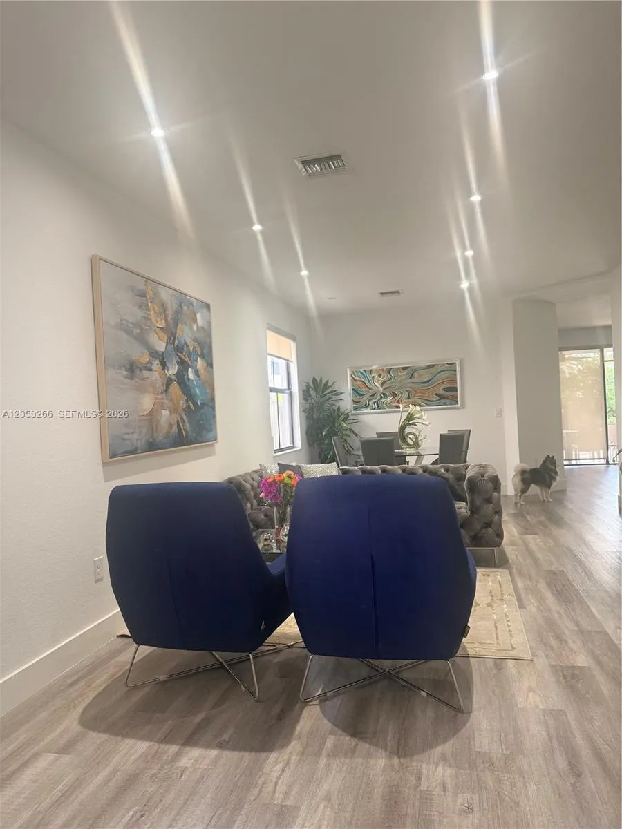 10057 NW 88th Ter Doral, FL 33178