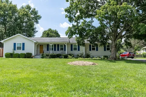 1200 Pin Oak Dr
