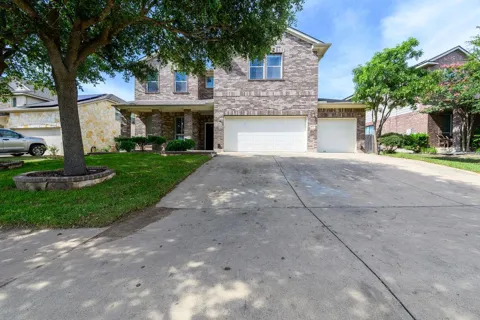 18613 Falcon Pointe Boulevard