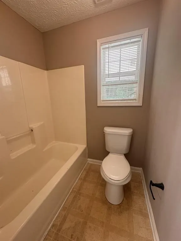 1149 Granite Lane Loganville, GA 30052