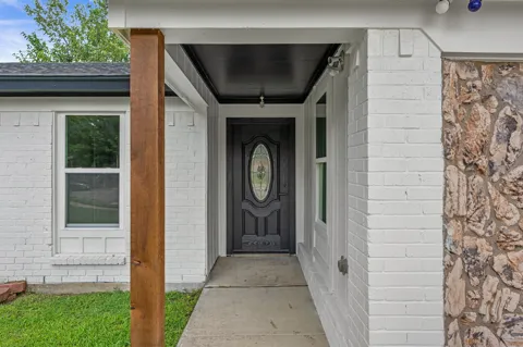 1004 E georgian Road