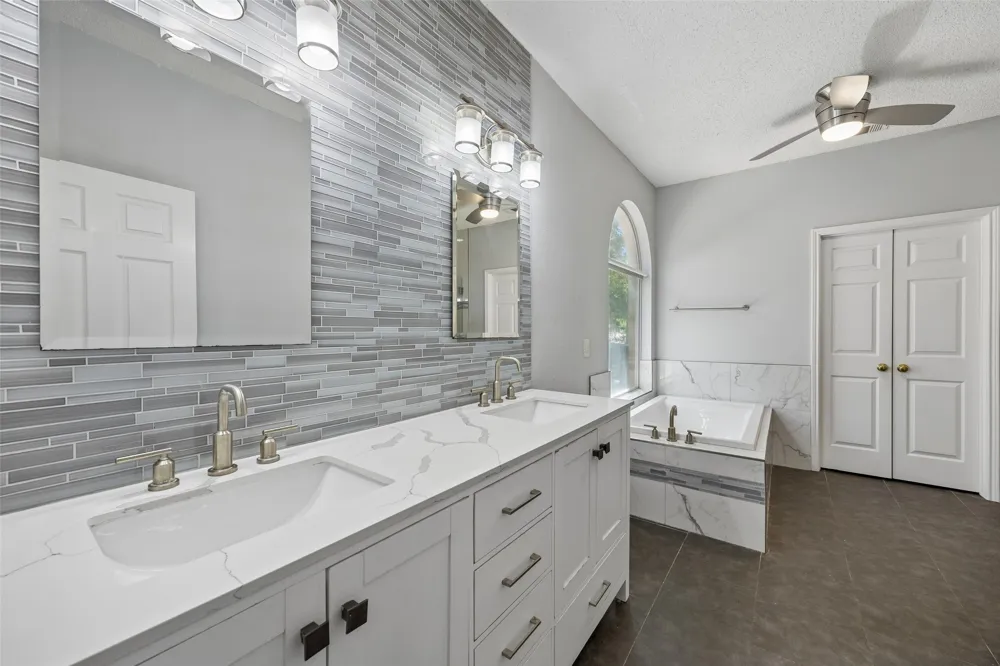 2401 Pinehurst Court Highland Village, TX 75077