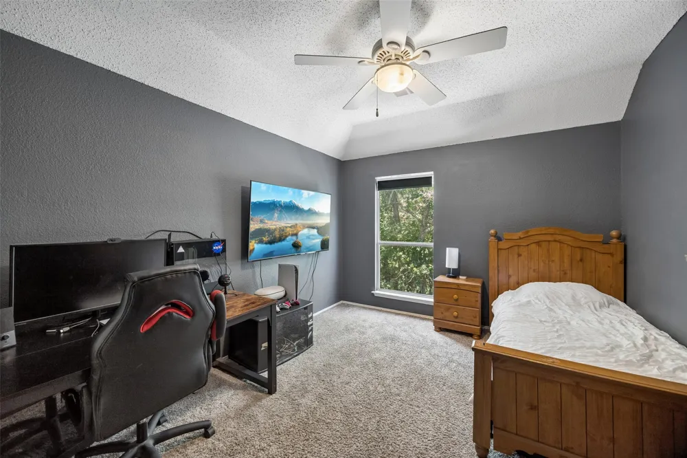 2401 Pinehurst Court Highland Village, TX 75077