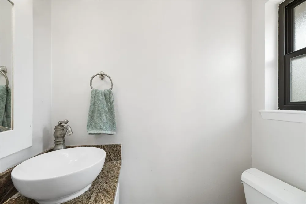 2030 Willowmoss Court Houston, TX 77008